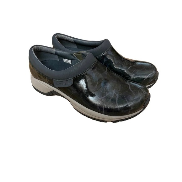 Women's Merrell Slip on shoe/Clog. Nature Pine Grove. Size 7 - Picture 1 of 5